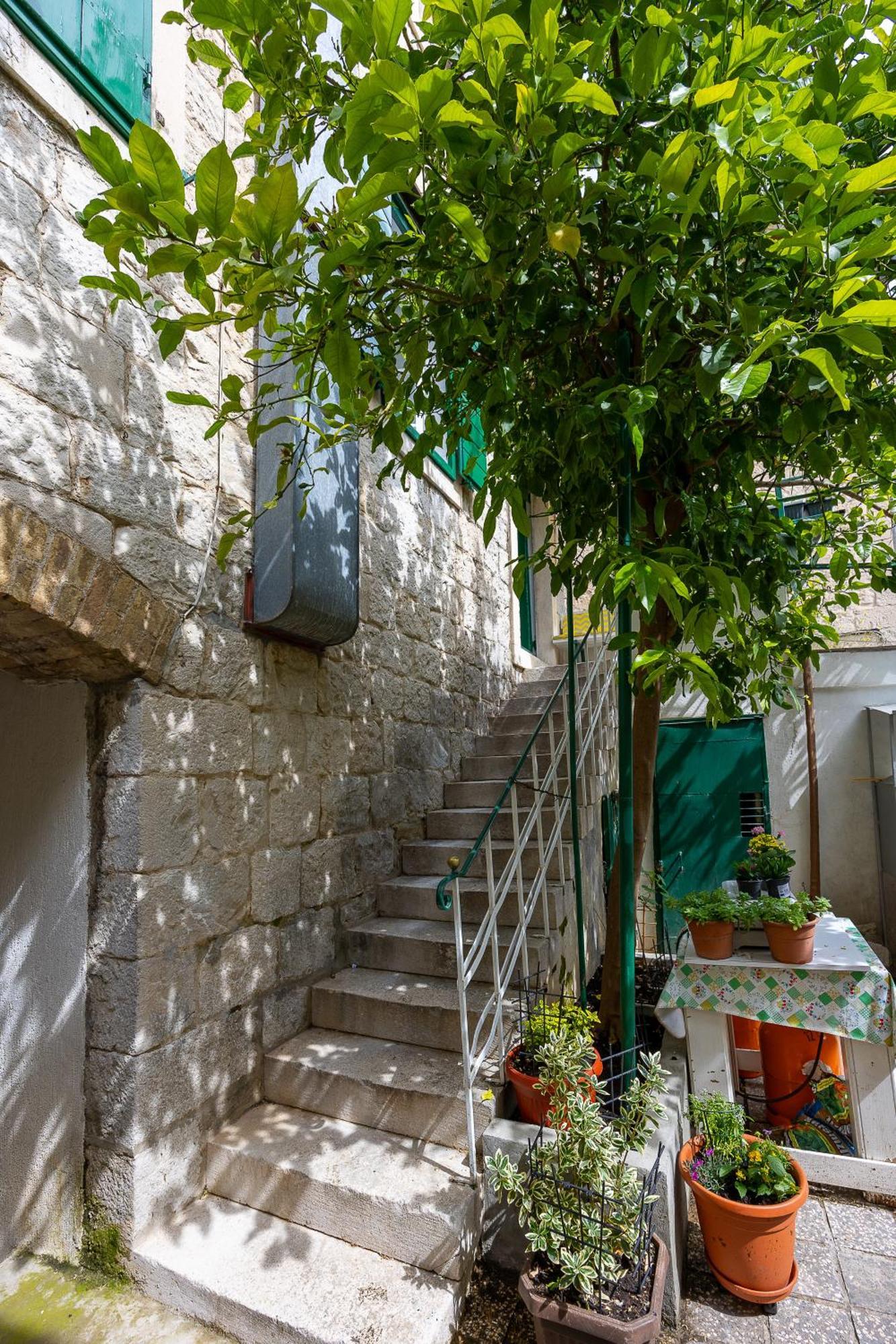 Apartman Iskra 2 Split Exterior photo